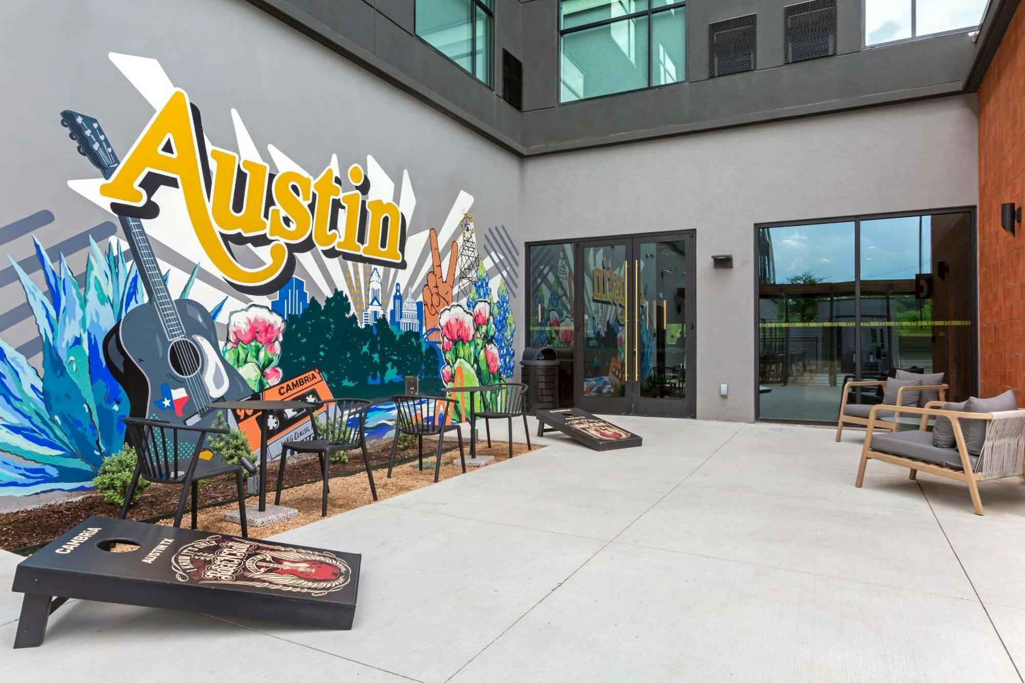 Cambria Hotel Austin Airport Eksteriør billede