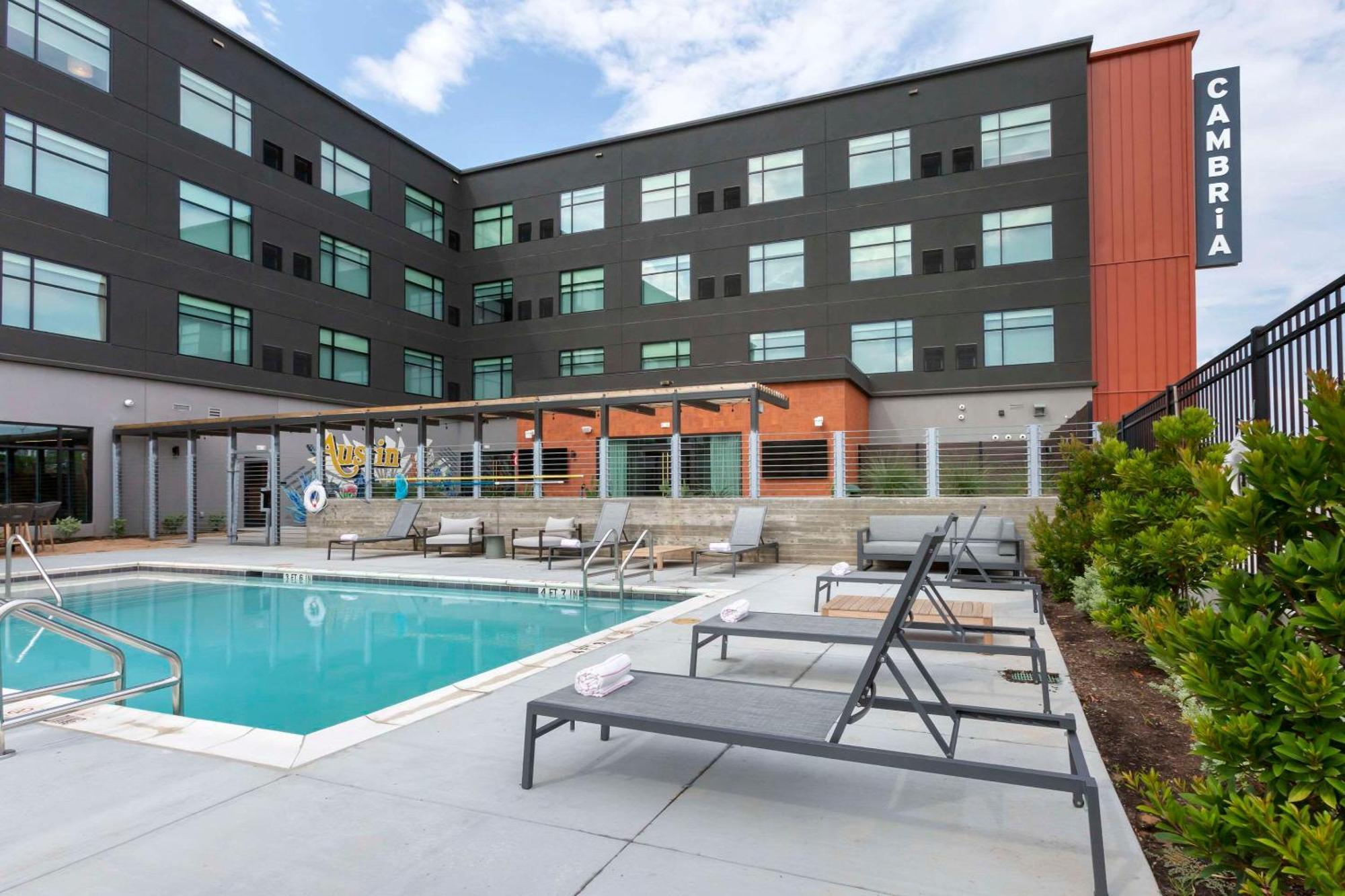 Cambria Hotel Austin Airport Eksteriør billede