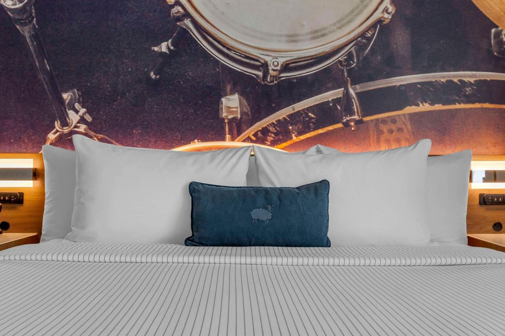 Cambria Hotel Austin Airport Eksteriør billede