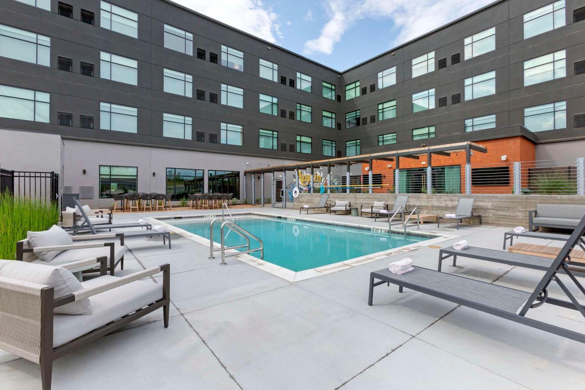 Cambria Hotel Austin Airport Eksteriør billede
